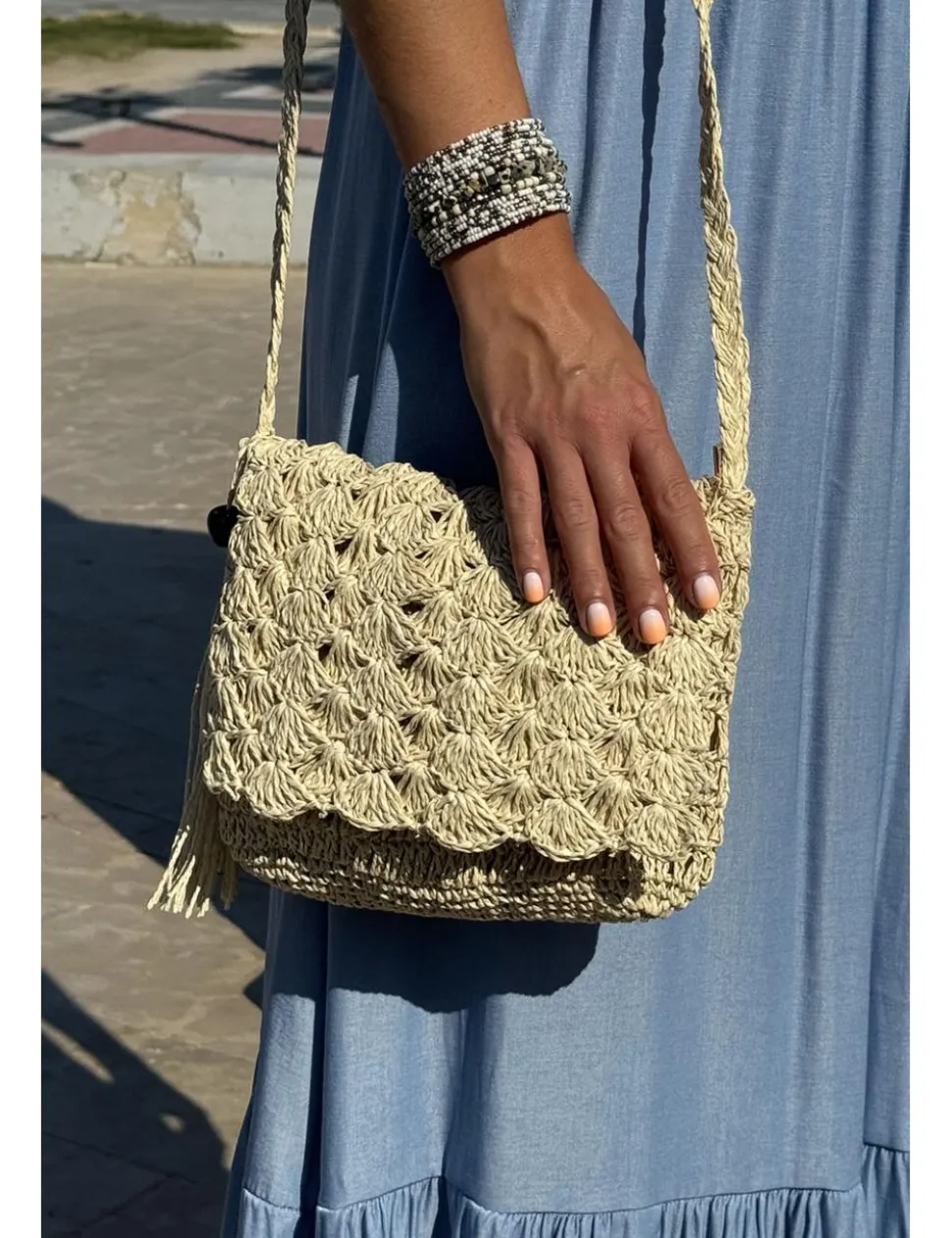 Bandolera entramada cuadrada beige