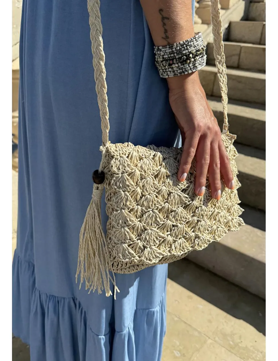 Bandolera entramada cuadrada beige