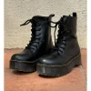 Bota militar negra