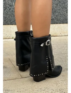 Bota polaina símil piel caña baja negra