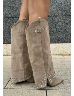 Botas polaina tachas ante beige
