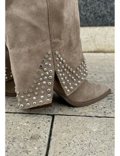 Botas polaina tachas ante beige
