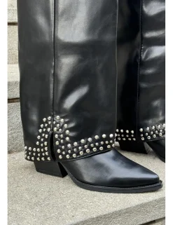 Botas polaina tachas símil piel negras
