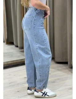 Jeans barrel azul denim