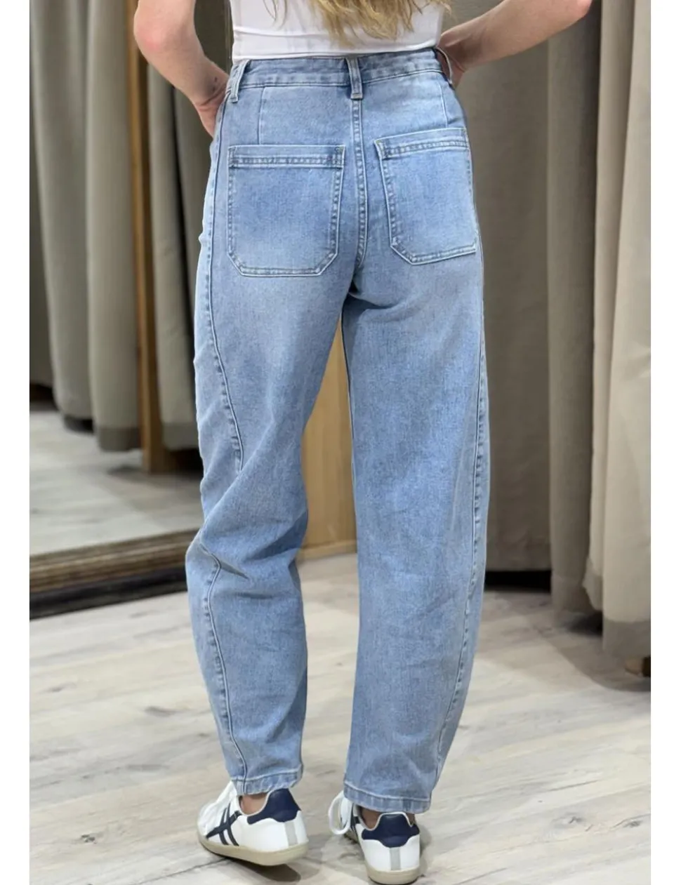 Jeans barrel azul denim