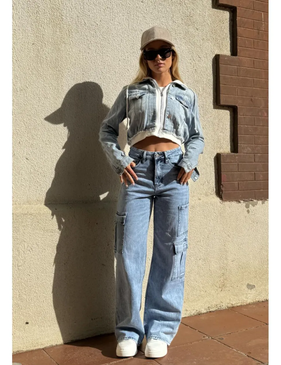 Jeans cargo wide leg azul delavado