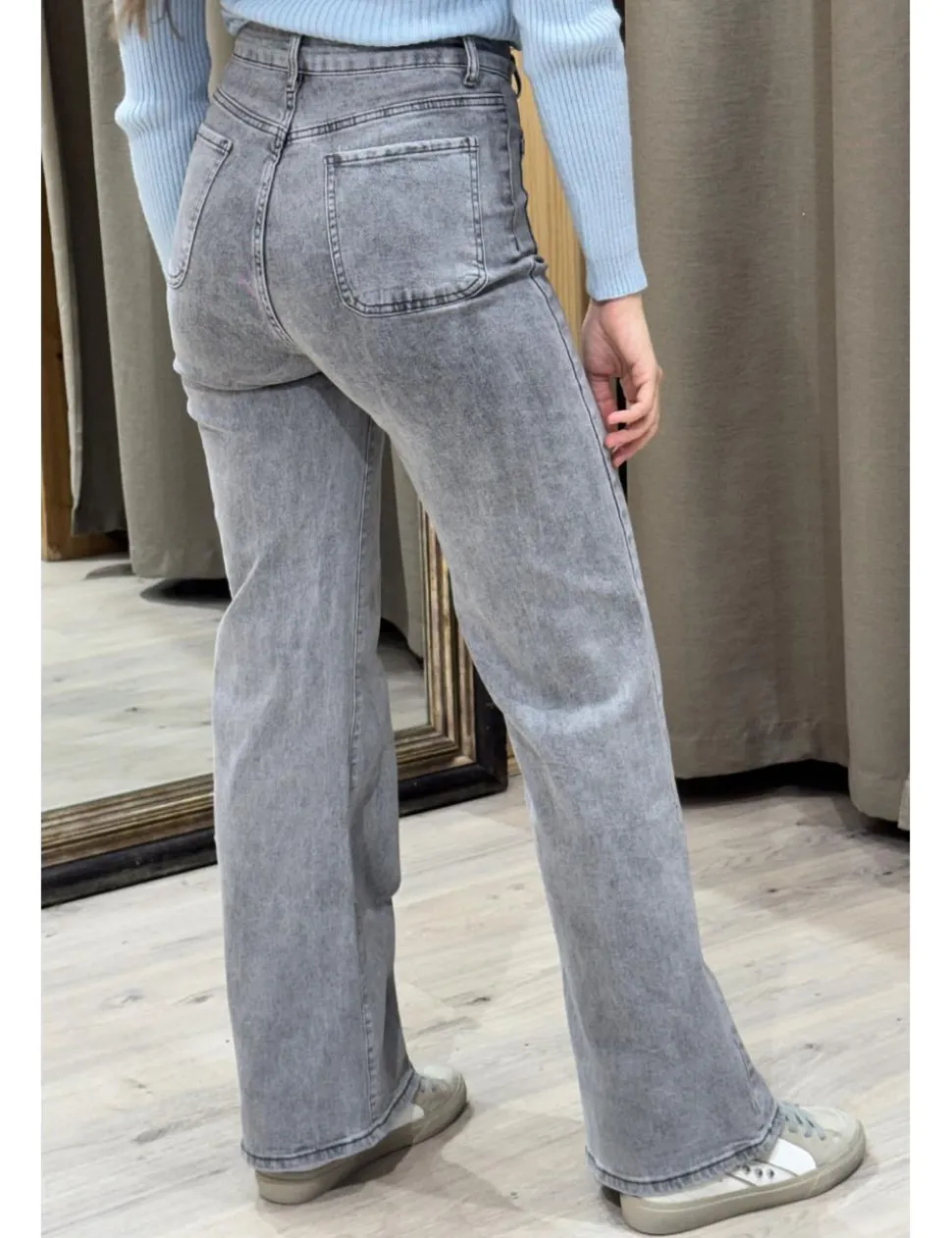 Jeans wide leg bolsillos gris