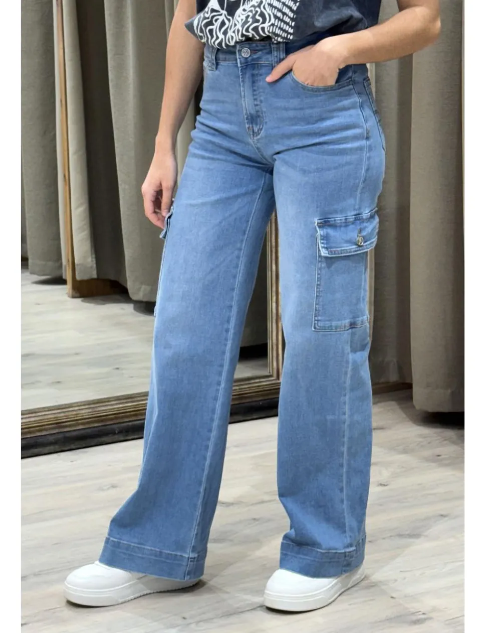 Jeans wide leg cargo azul lavado
