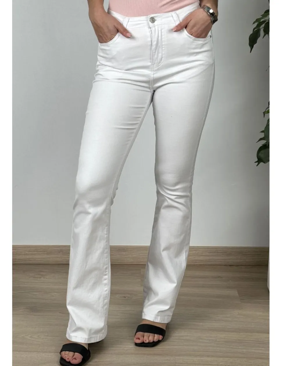 Pantalón campana blanco