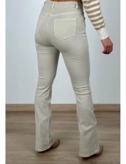 Pantalón flare crudo