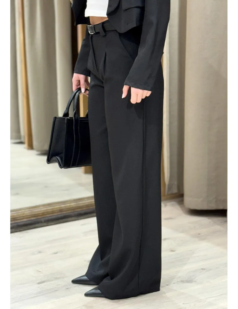 Pantalón palazzo fluído negro