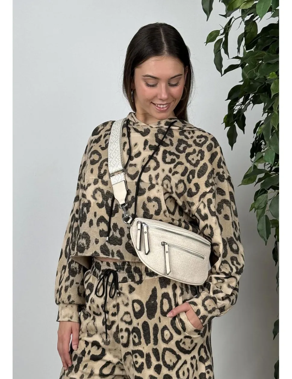 Riñonera dos cremalleras beige