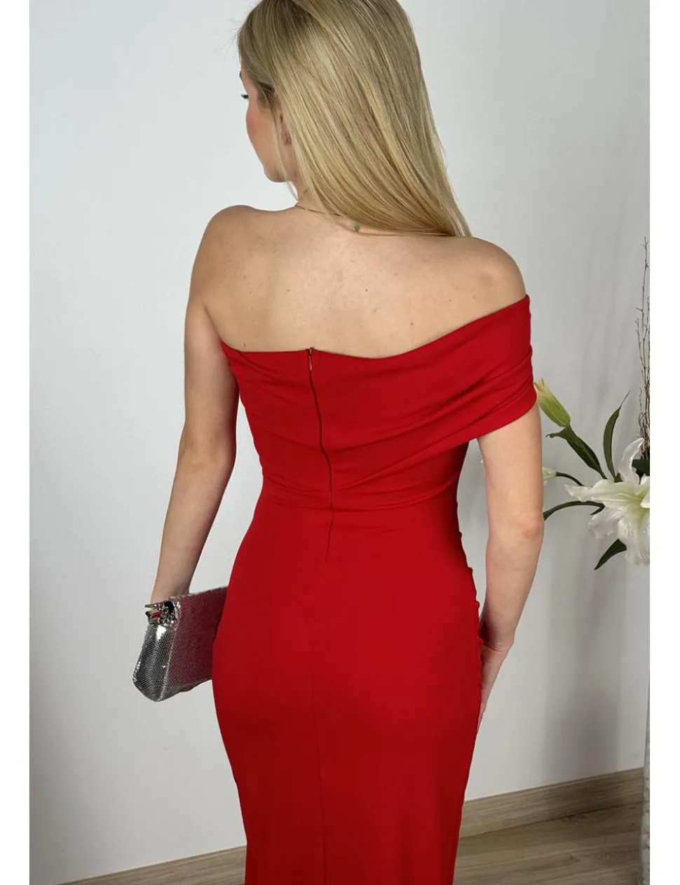 Vestido asimétrico midi rojo