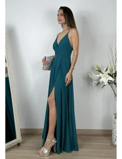 Vestido con pedrería verde
