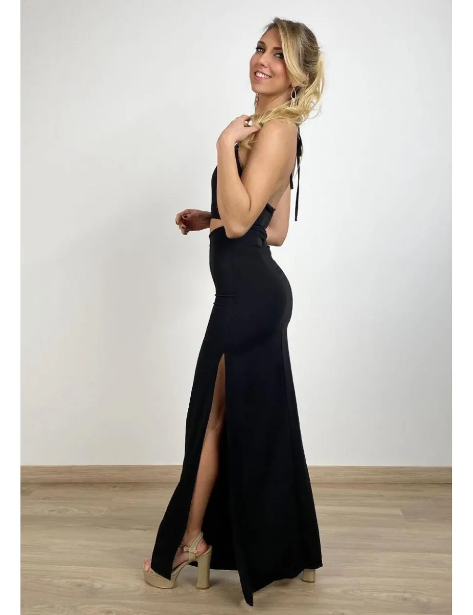 Vestido cutout negro