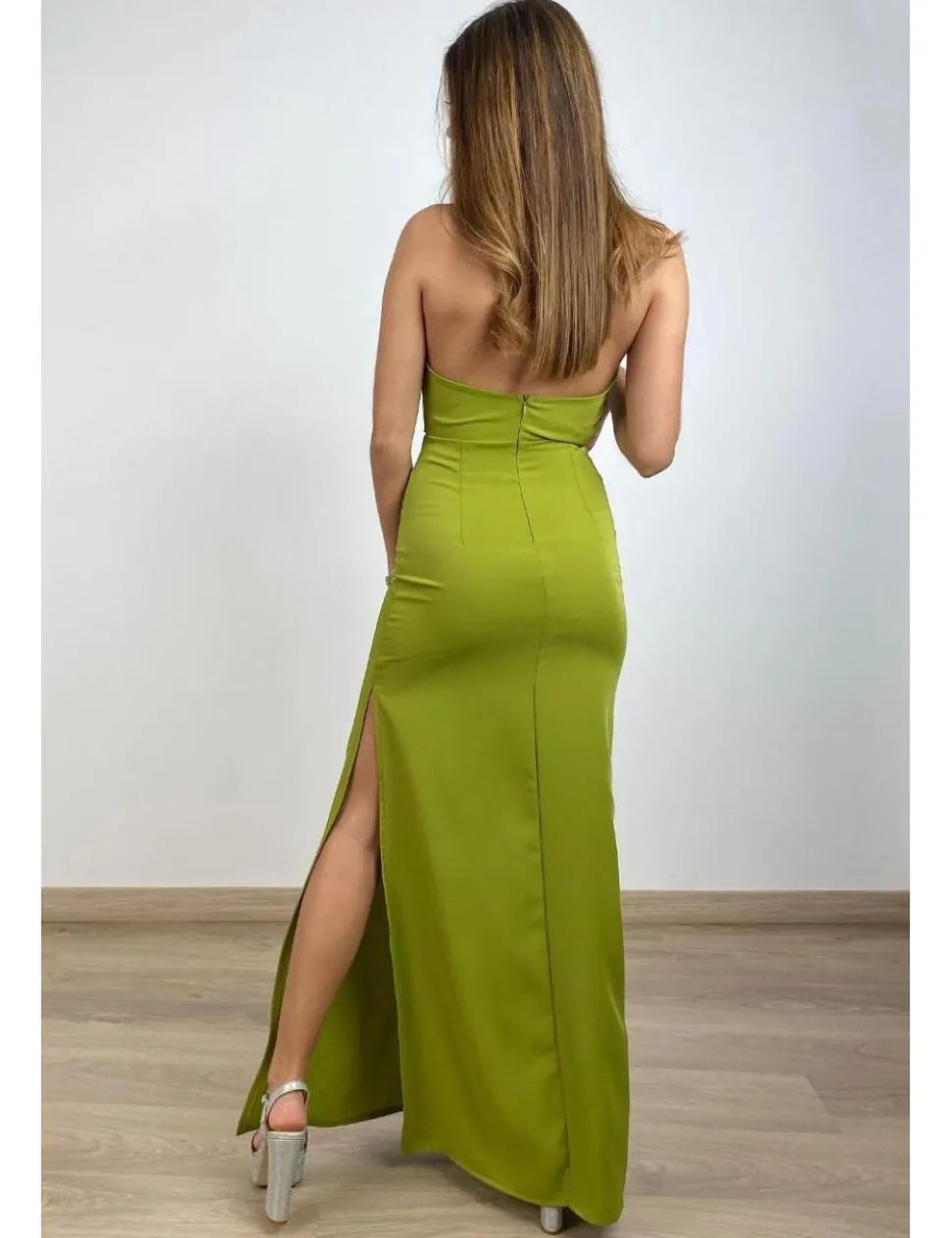 Vestido cutout verde pistacho