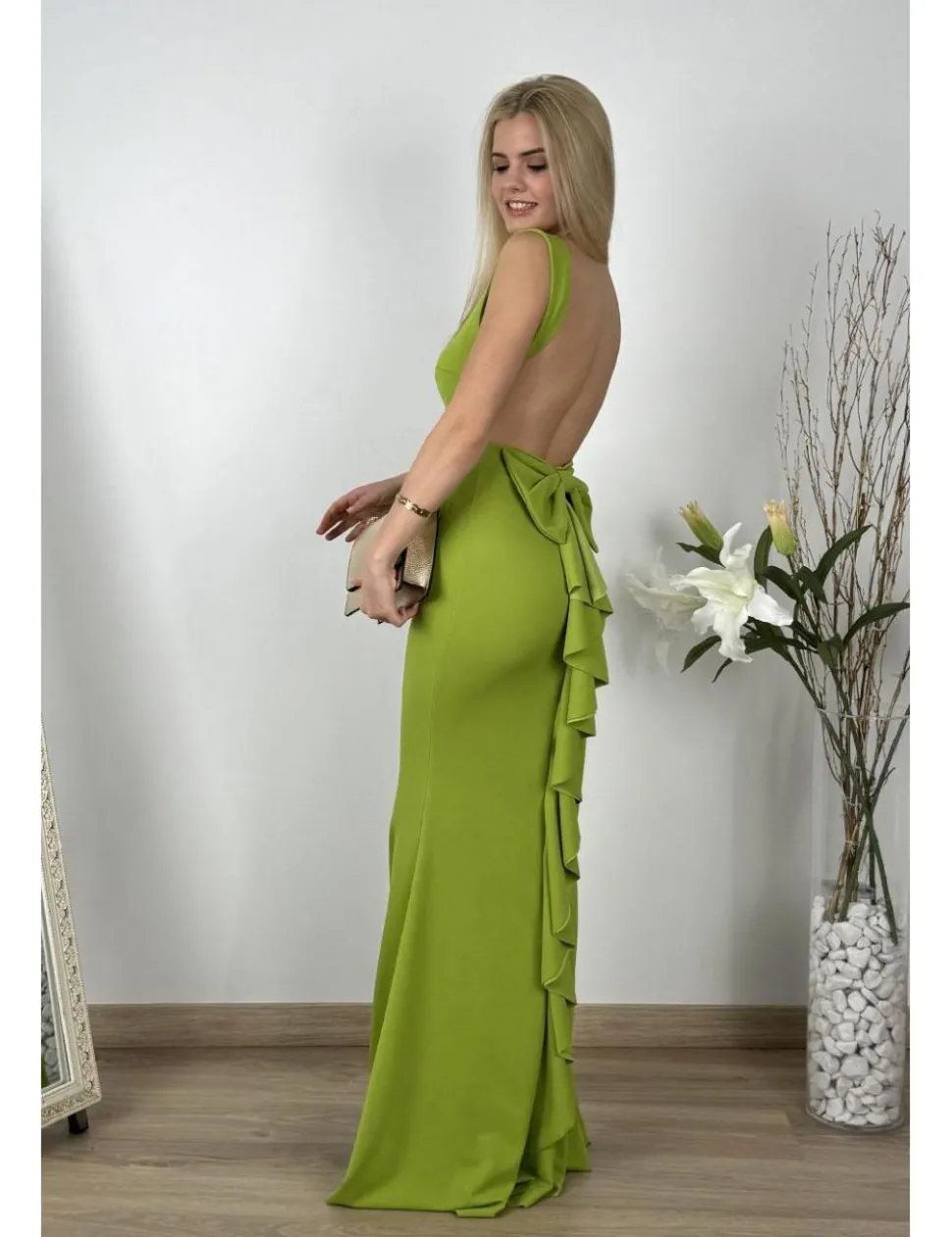 Vestido largo ajustado verde pistacho
