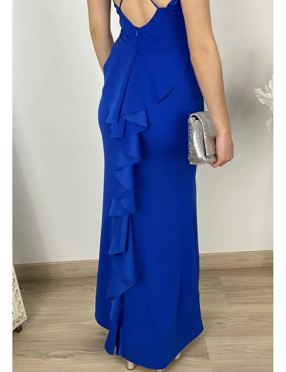 Vestido largo azul klein con volante