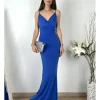 Vestido largo ceñido azulón