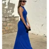 Vestido largo cuello hálter azul klein
