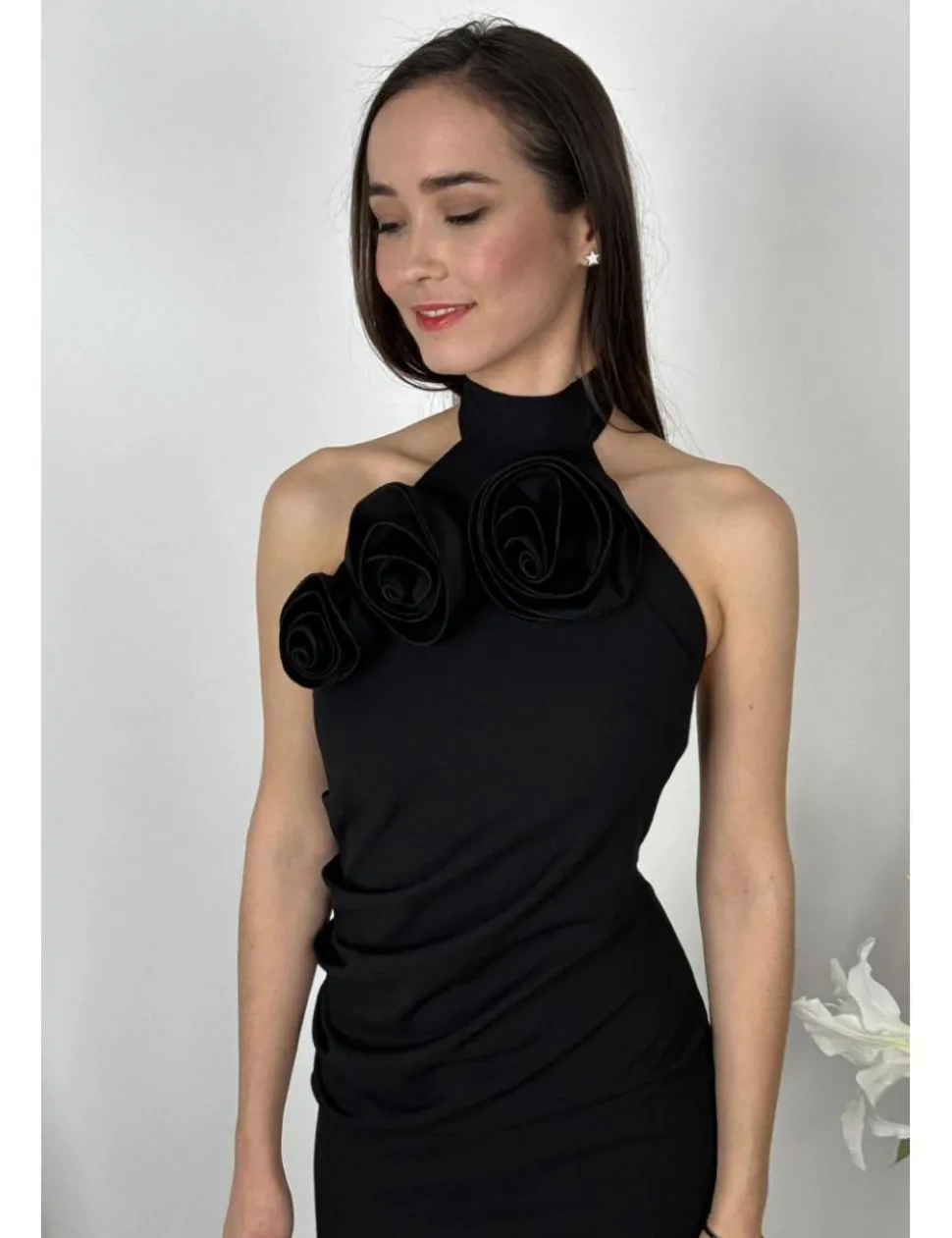Vestido largo cuello hálter negro
